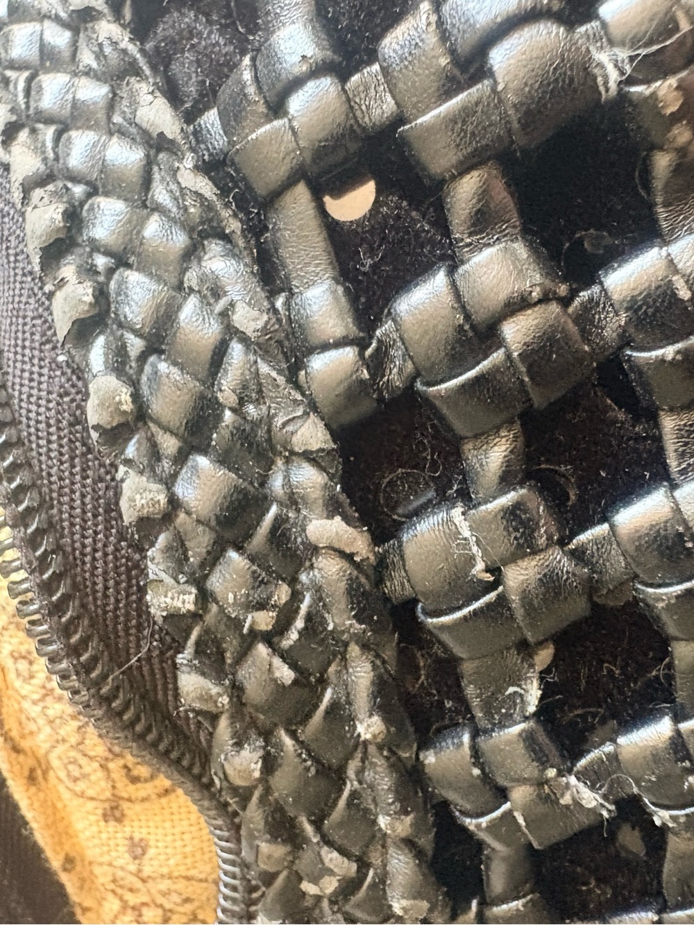 Black Lattice‑Texture Shoulder Bag Trendy Statement Purse | Glossy Y2K | Modern - Picture 10 of 13